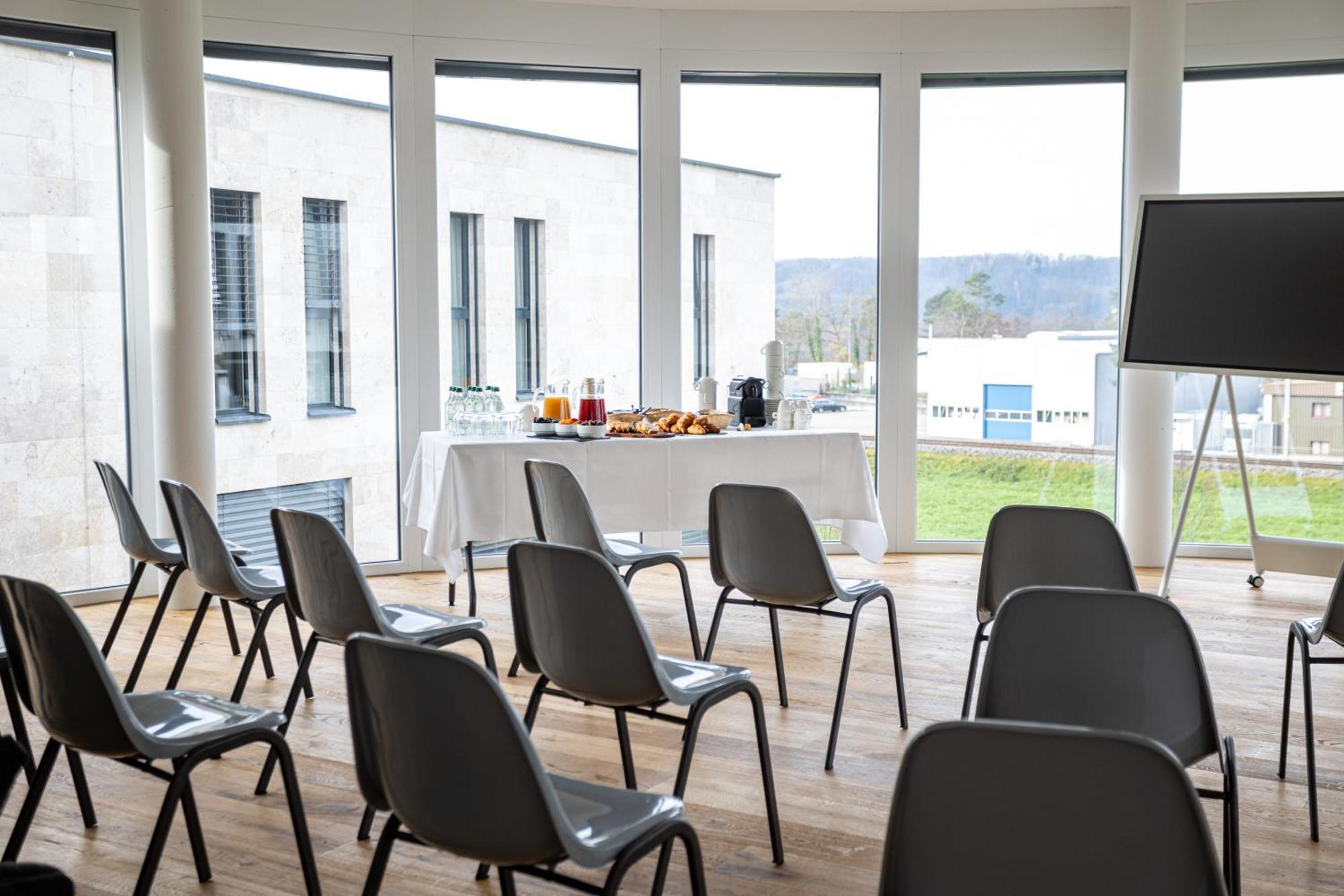 Hotel Lms - La Maison Suisse - Doettingen 4*
