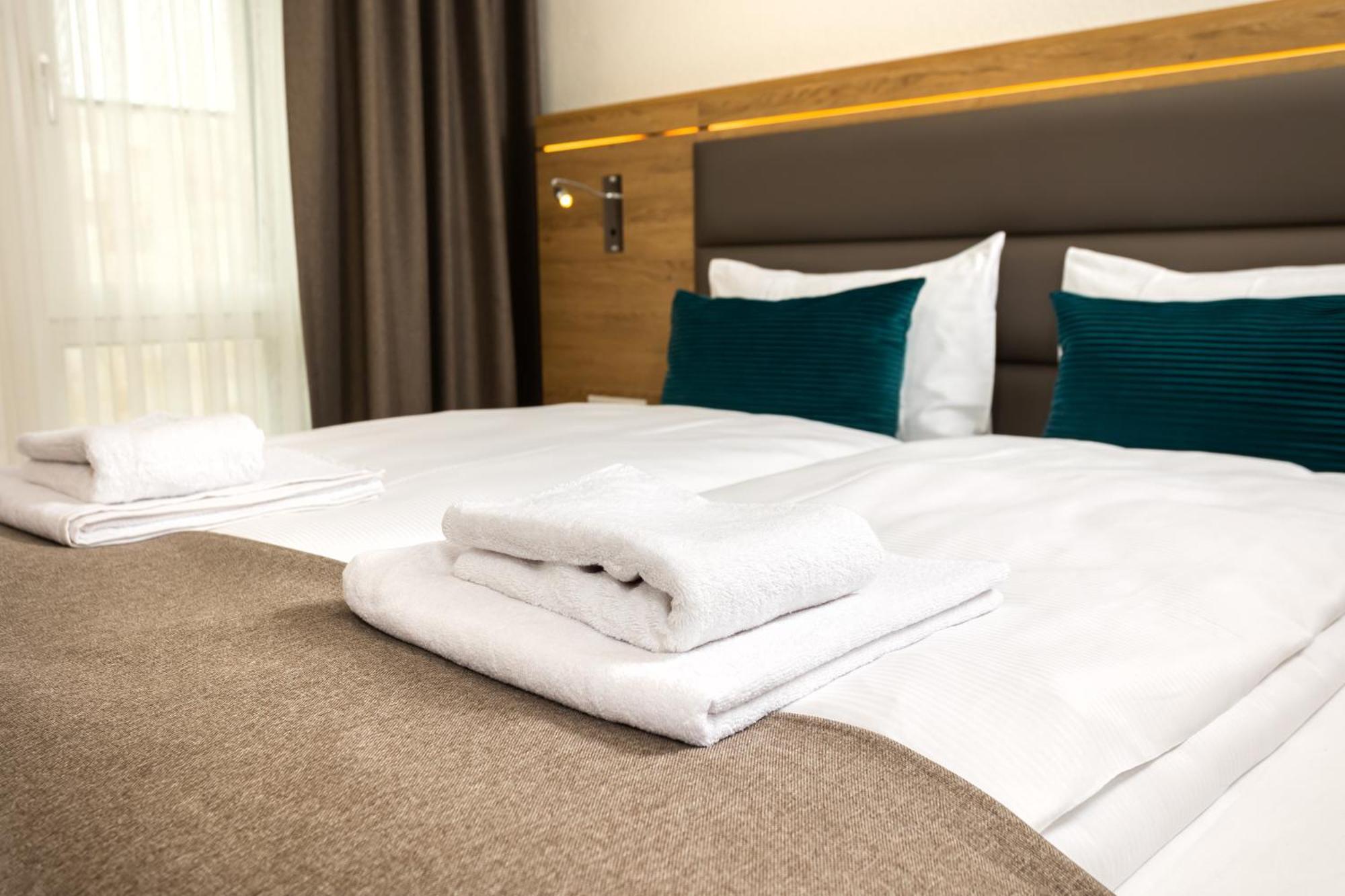 Hotel Lms - La Maison Suisse - 4*